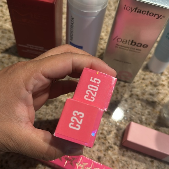 All brand new! “Not so Mysterious” Bundle!! - Picture 2 of 9